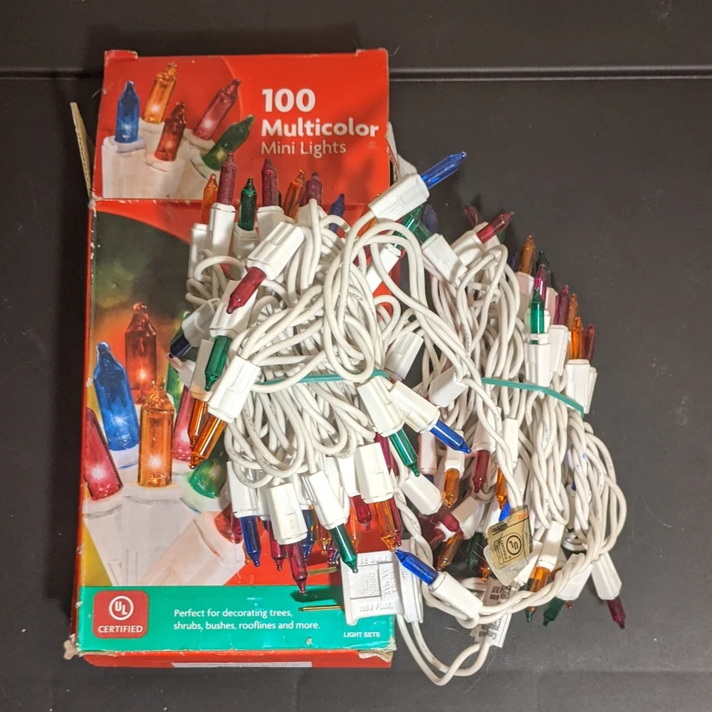 SALE Mini Christmas Tree Holiday 100 Mini Lights, Multicolor White String